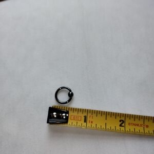 LeRoi Body Jewelry Ring with Bead Eye-Catching Smooth and Shiny!